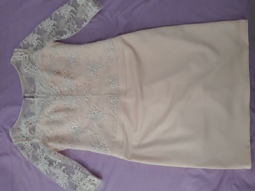 Rochie elegantă cu dantelă si perle+cadou