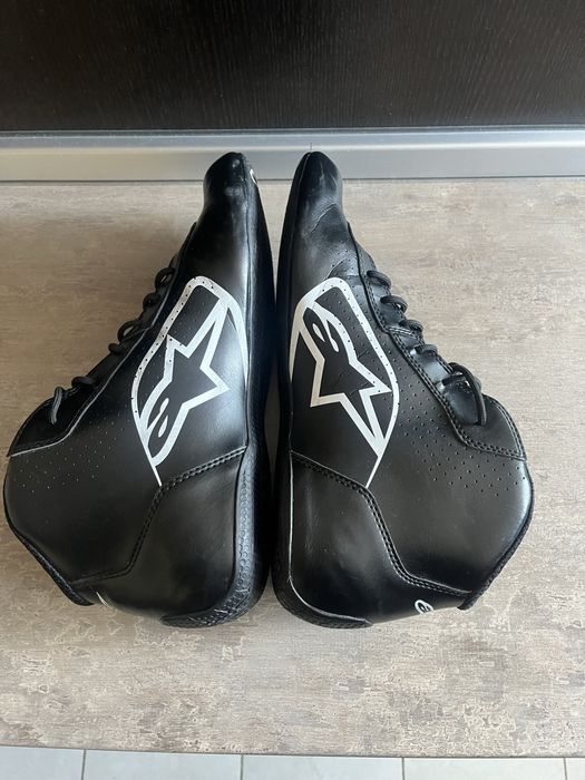 Ghete curse , Alpinestars