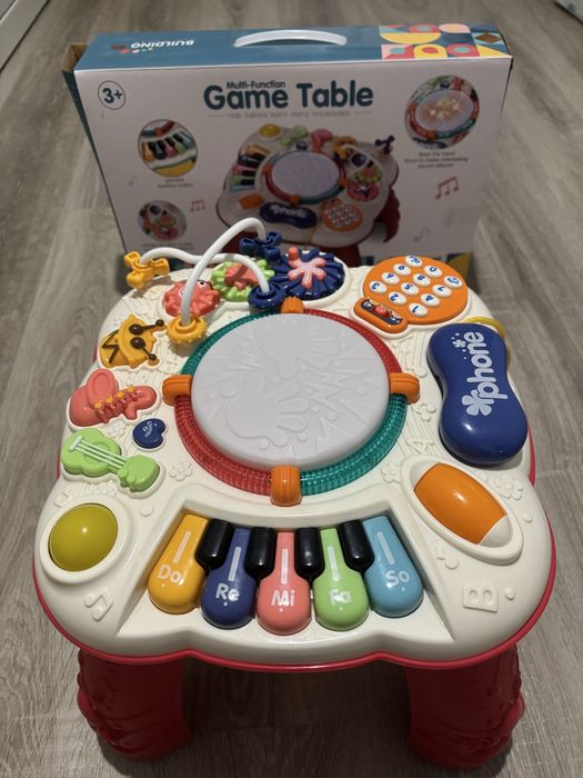 Интерактивна  маса център за игра Soltoy Building Game Table