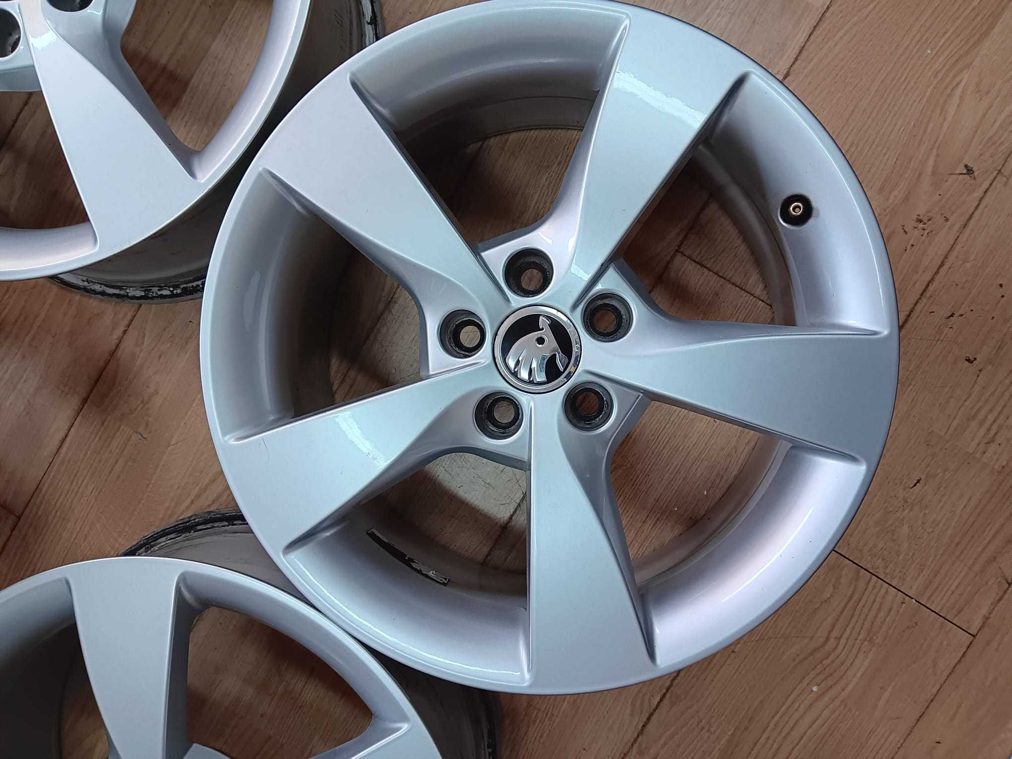 Jante 16 Skoda Rapid, originale 5x100 cod 5JA601025A