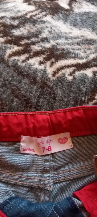 Чисто нови дънки за деца 12лв.бройката