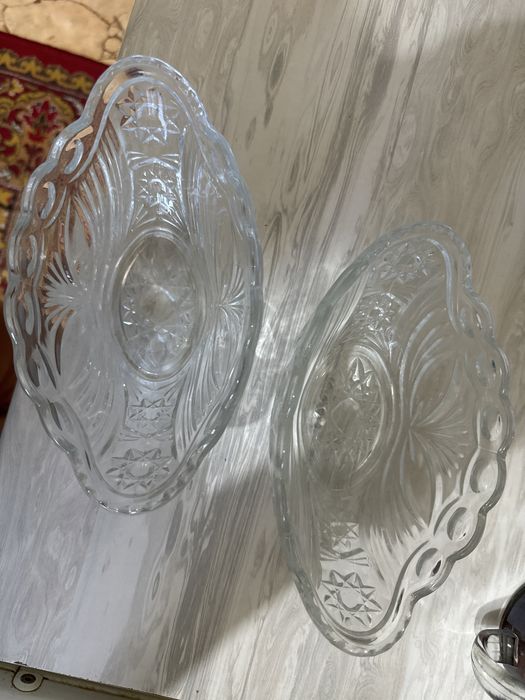 Кухонные хрустальные салатницы