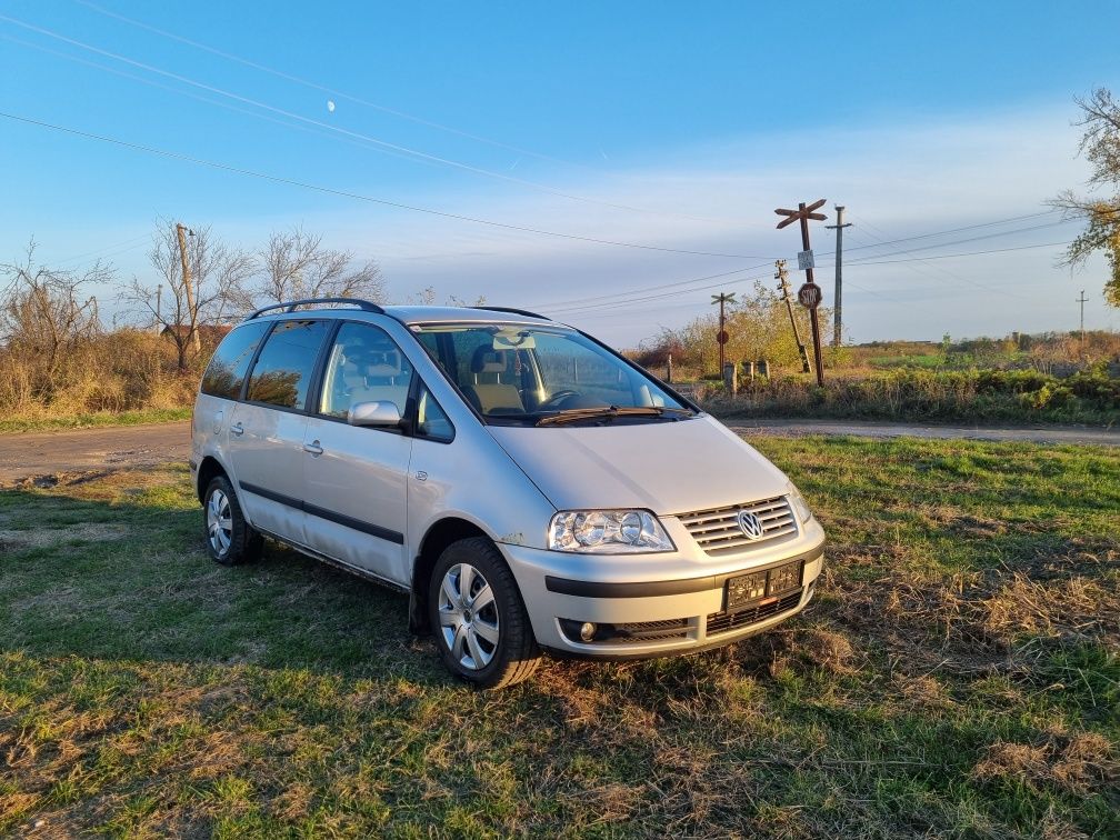 Dezmembrez Seat Alhambra/ Volkswagen Sharan 2006 2.0 / 1.9 TDI BRT/AUY