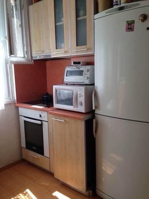 Дава се под наем Тристаен апартамент в София, Център - 90 кв.м за 675 € - Снимка #1