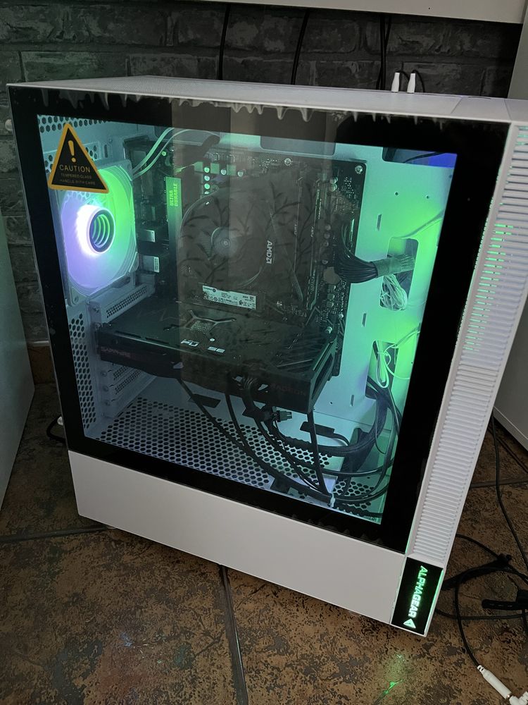 PC Gaming AMD Ryzen 5 3600 32GB Radeon RX7600