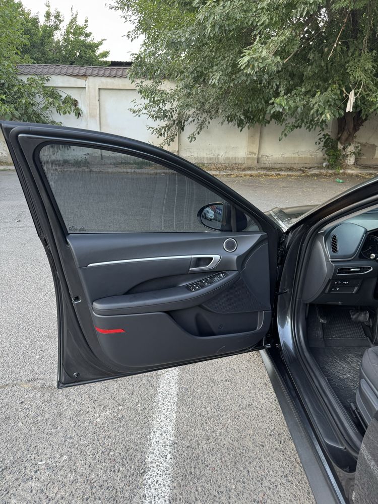 Hyundai sonata 2020 yil 3 pozitsa