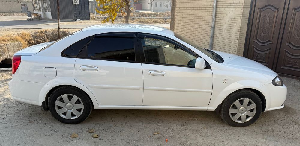 Chevrolet Gentra 2020 SX (mexanika)