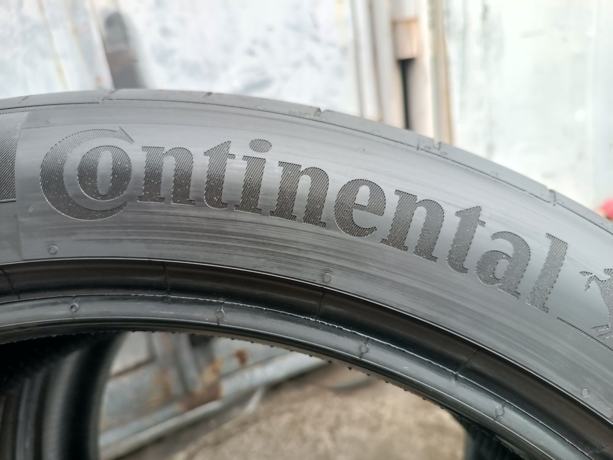285/40/22 Continental Дот 4122