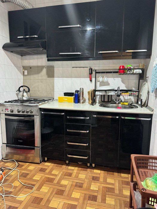 Продаётся 4-комнатная квартира, 73 м², 3 этаж. Хрущёвка.