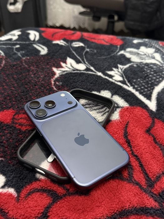 iPhone 17 Pro Deep Blue 256 Gb