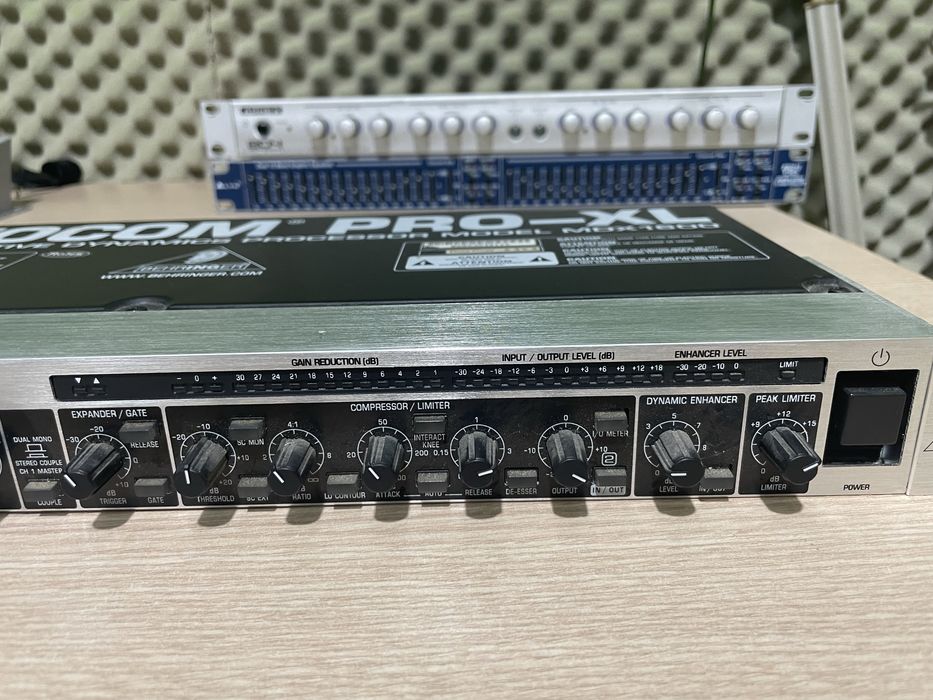 Procesor Behringer AUTOCOM PRO-XL MDX-1600.