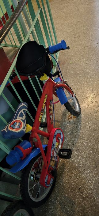 Vând bicicleta paw patrol