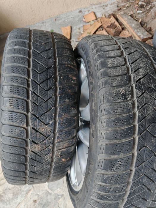 Jante originale MINI Cooper  cauciucuri de iarnă Pirelli 225 45 R1