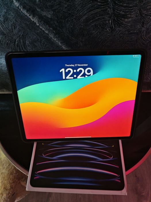 Vând/schimb iPad Pro 12.9 inch M2 6TH Generation