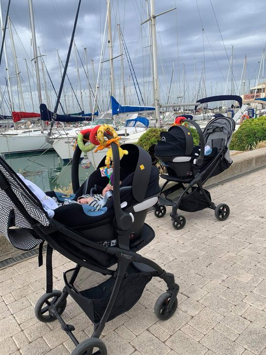 Set complet Gemeni format din carucior Mast3 si scoica Cybex