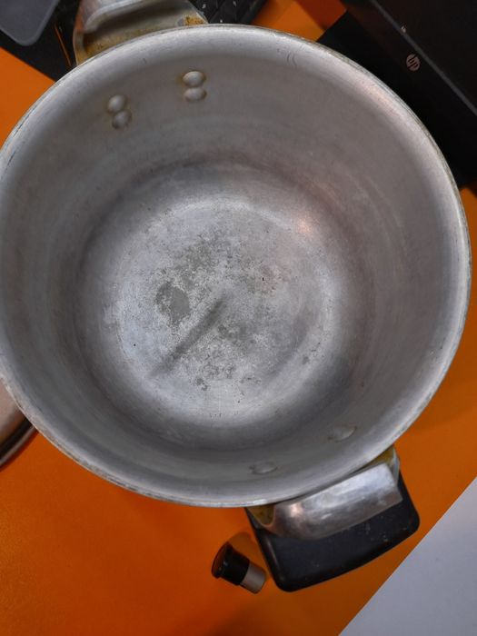 Руска тенджера под налягане