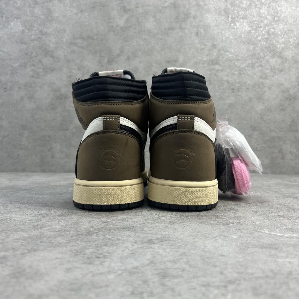 AJ1 Retro Travis Scott Mocha- 40/41/42/43/44/45