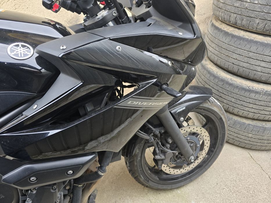 Vand yamaha xj6 2011 A2