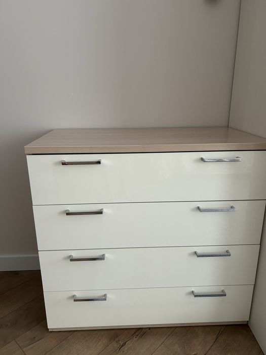 Комод Remini Ice, удобный. Вместительный