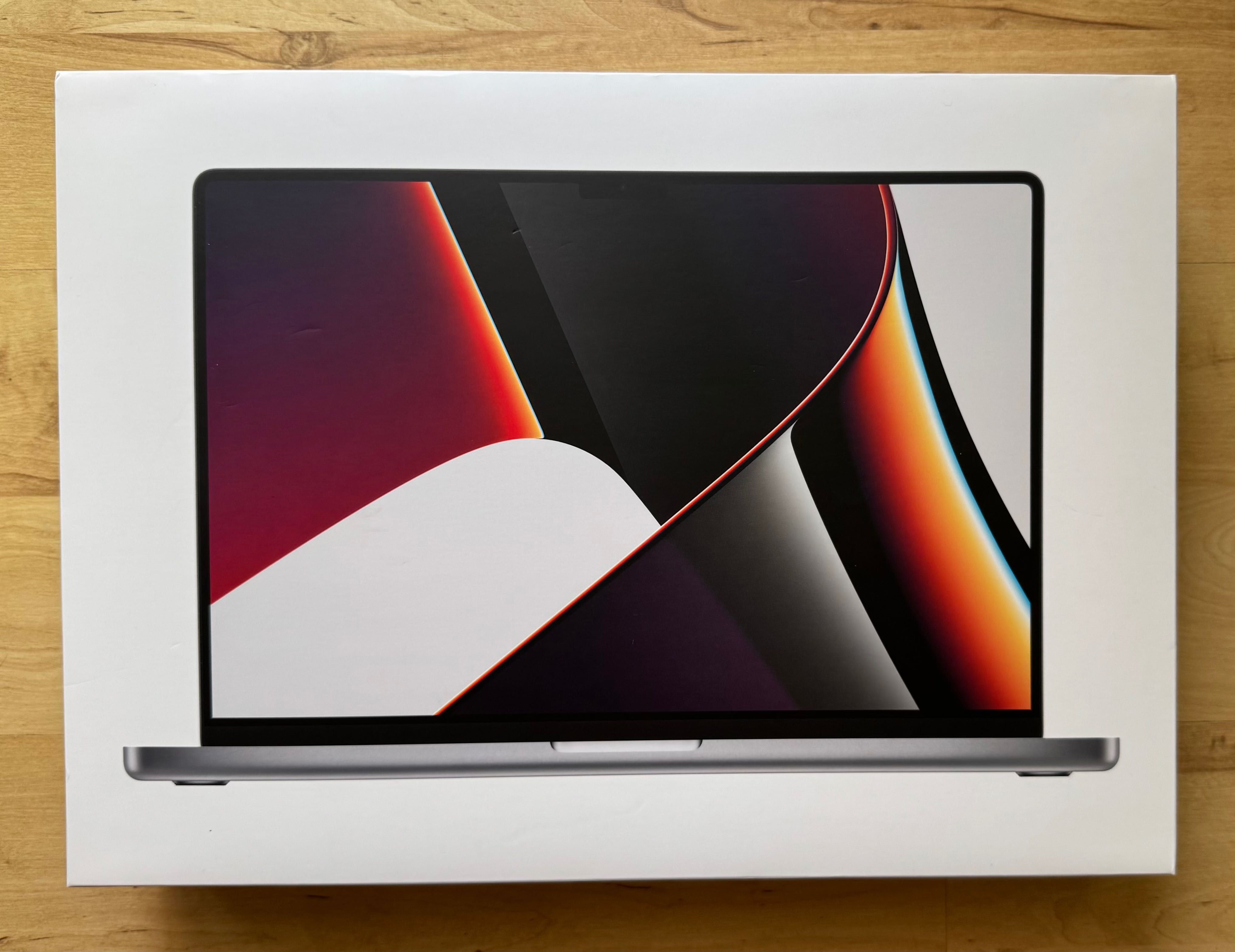 Apple MacBook Pro 16-inch M1 Year-2021 10-Core RAM-16GB SSD-512GB