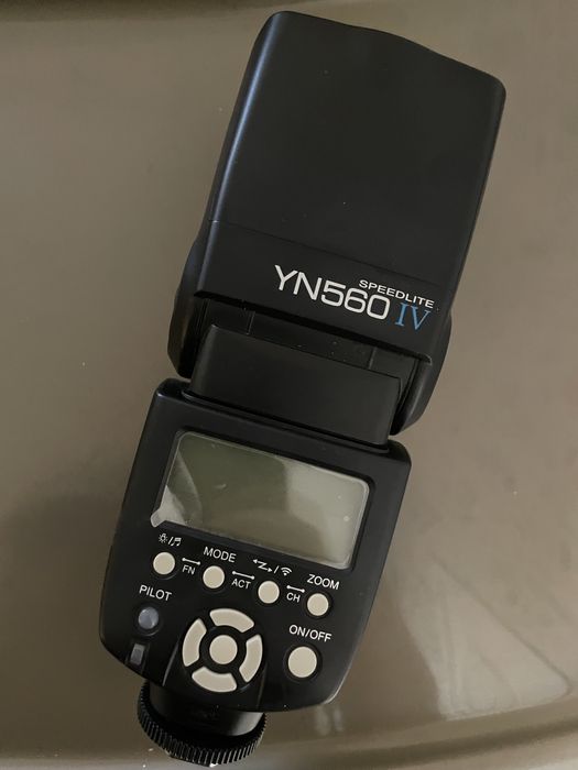 Продам вспышку YongNuo YN-560IV