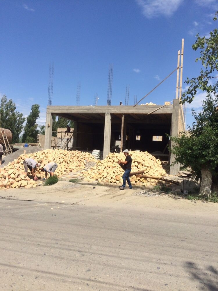 Сифатли пишган стандарт полтара гиштлар.