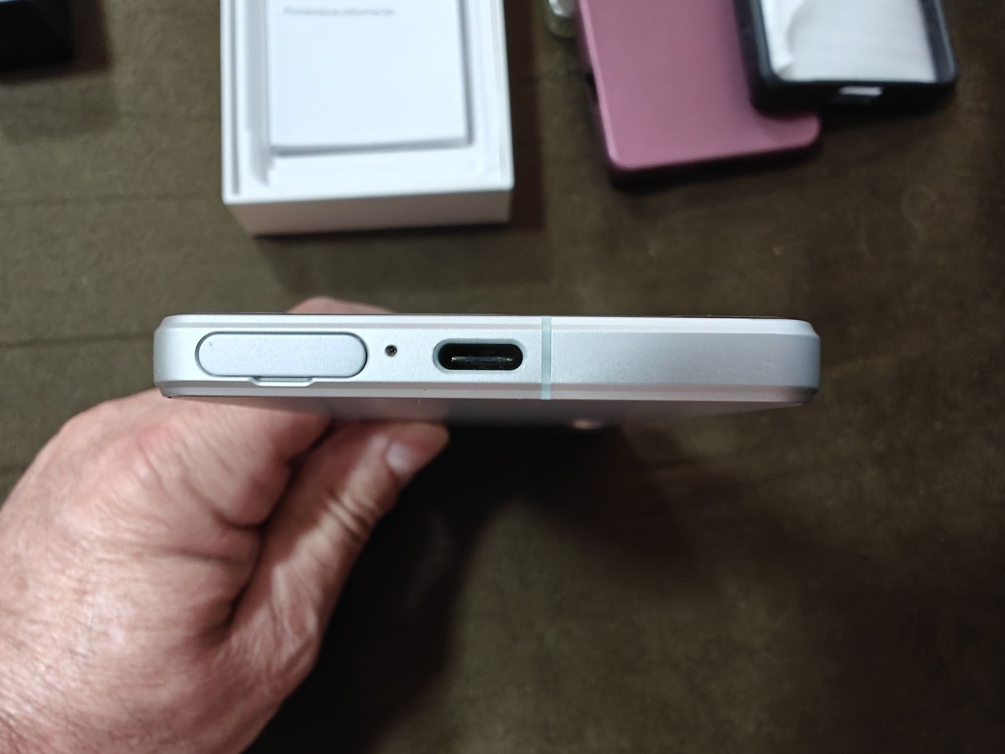 Sony Xperia l lV 12/256Gb като нов