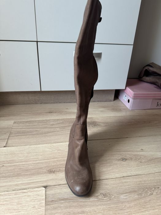 ботуши от естествен велур