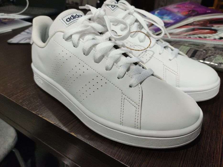 Adidas кроссовки оригинал. Размер 40