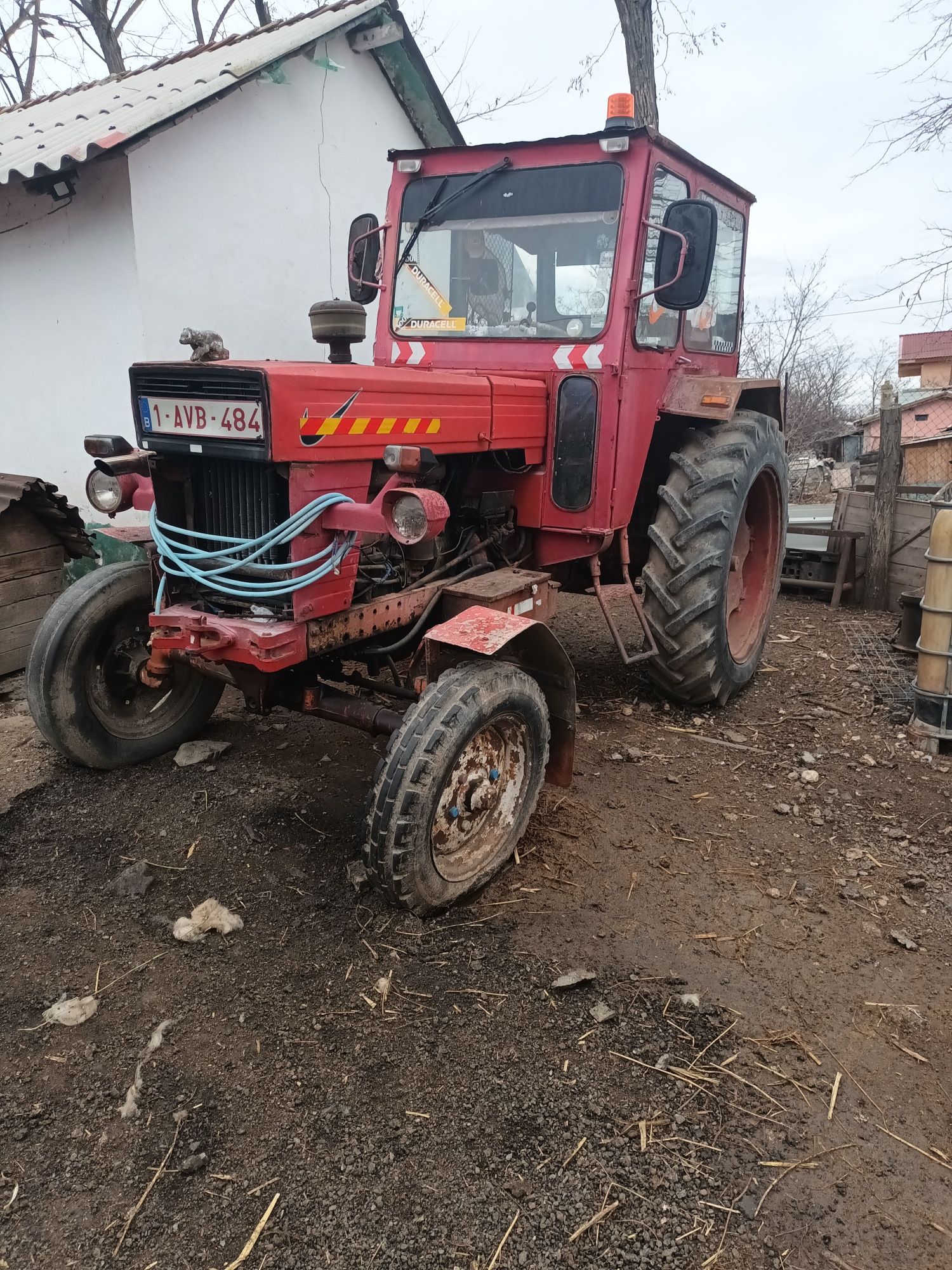 Vand tractor cu disc si plug