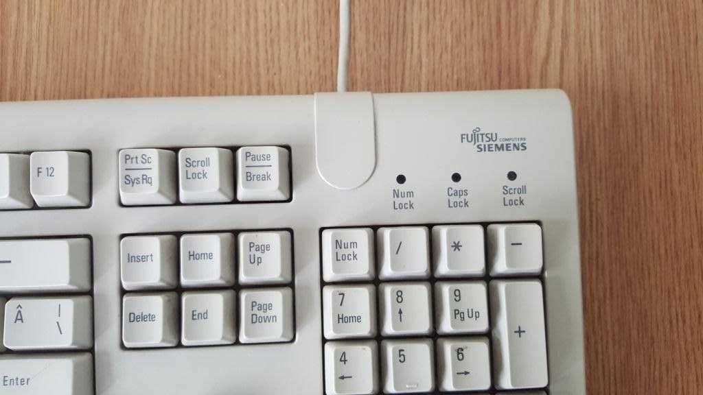 Tastatură Fujitsu Siemens USB