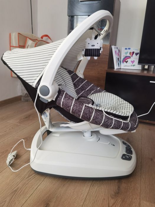 Бебешка електрическа люлка Graco  Move with me