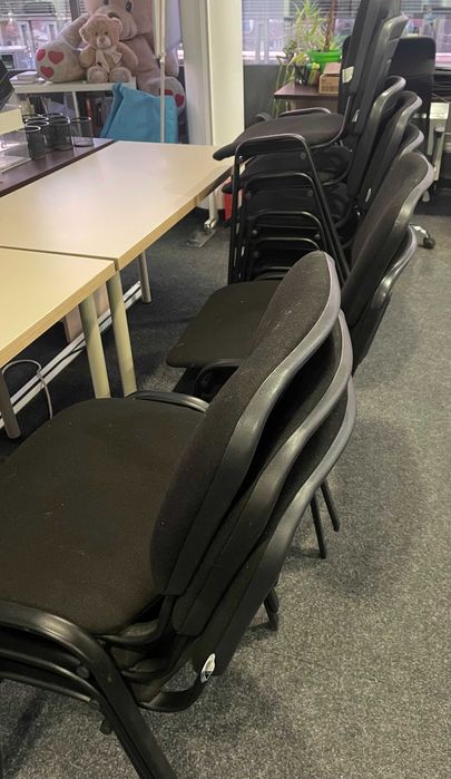 Мебели за офис - бюра, столове, принадлежности