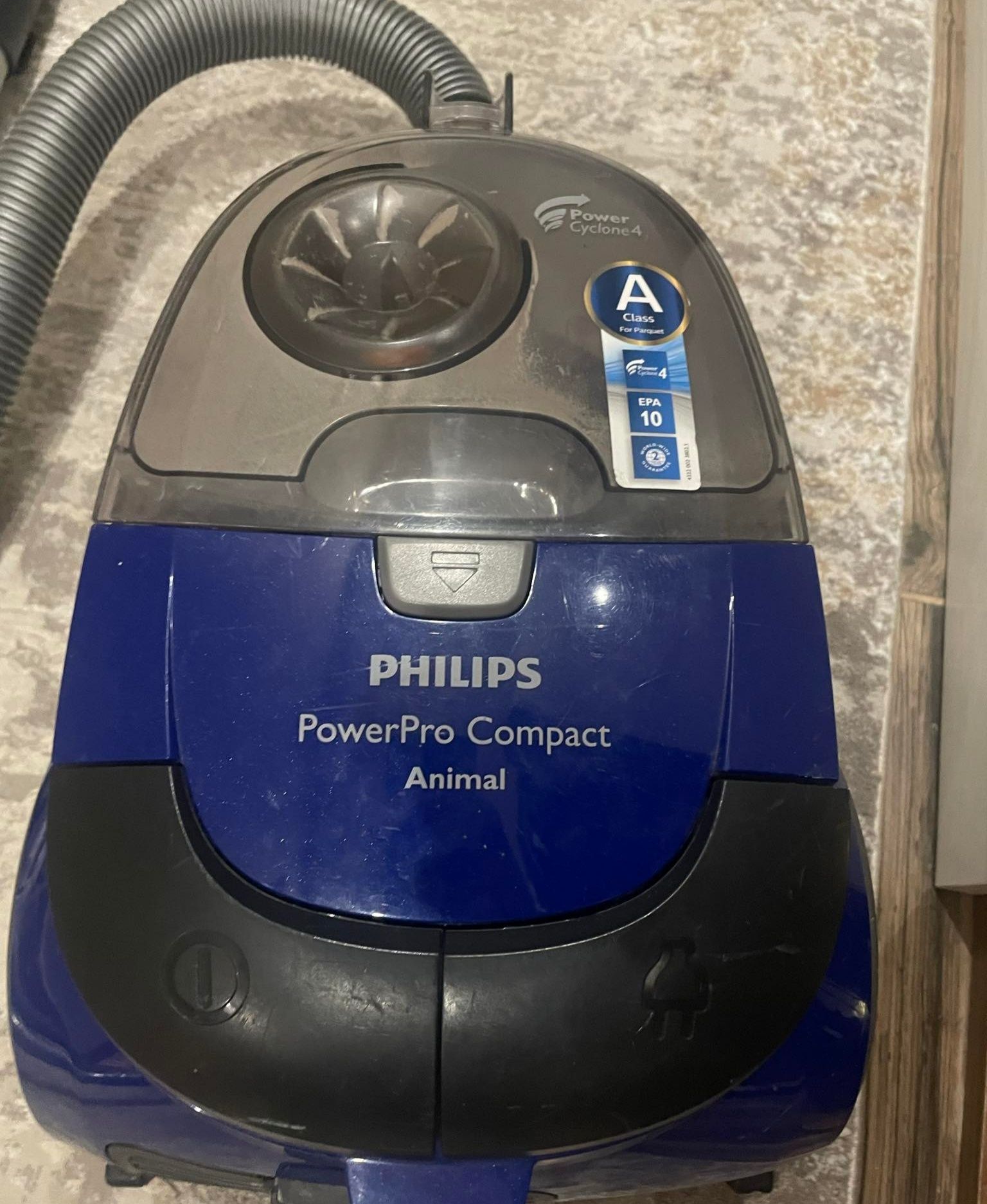 Прахосмукачка Philips Animal PowerPro Compact