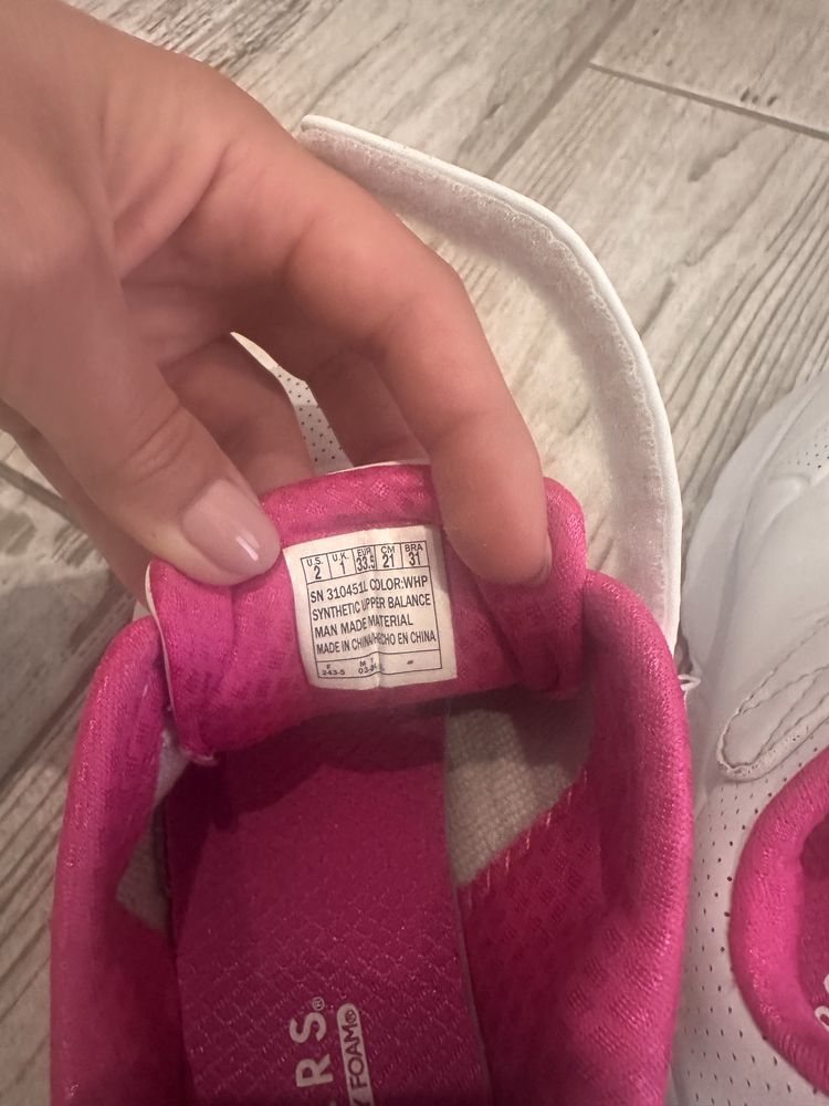 Маратонки Skechers за момиче