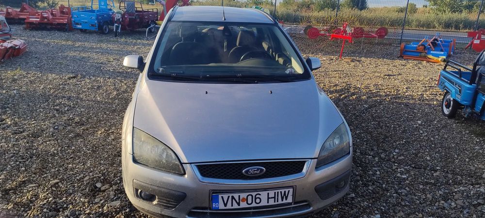 Vând Ford Focus 2005