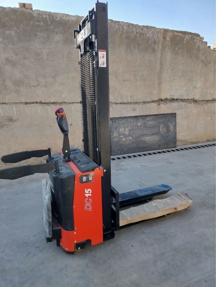 Elektr shtabeler 1.5tonna-3.5metr Heli