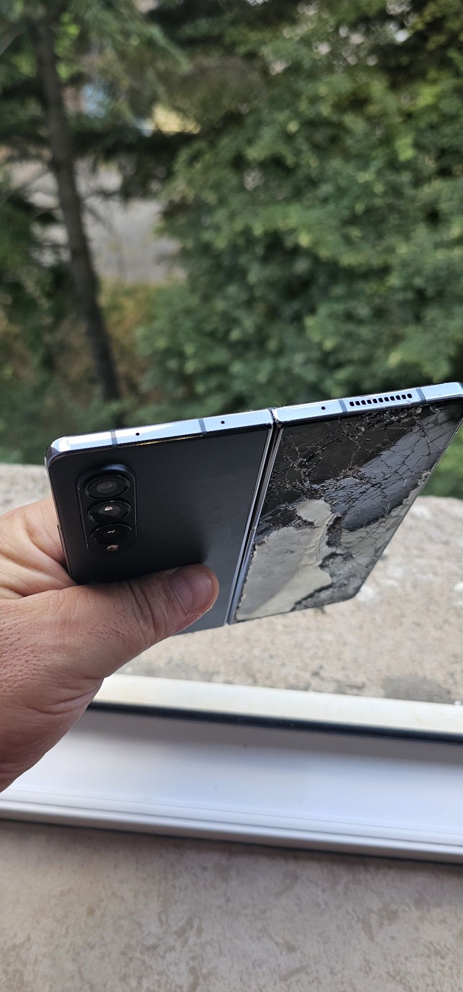 Samsung Galaxy Z fold 4 256 GB