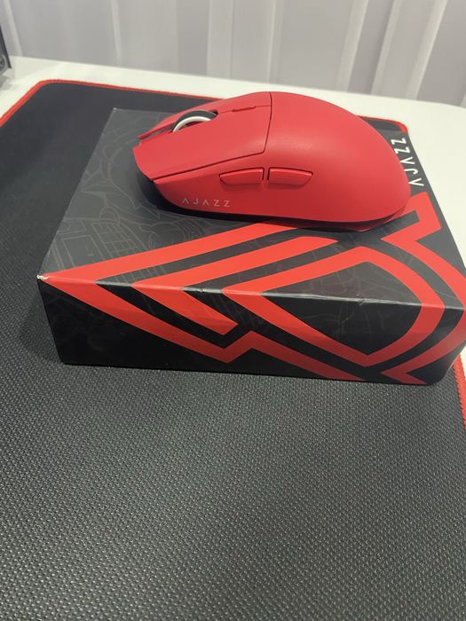 Продам игровую беспроводную мышь