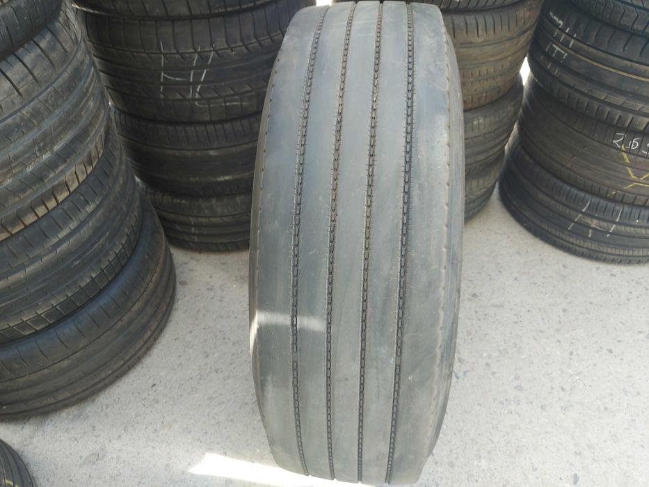 1xAnvelopa second 315 70 R22.5 Athos