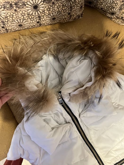 Яке с естествен пух качулка