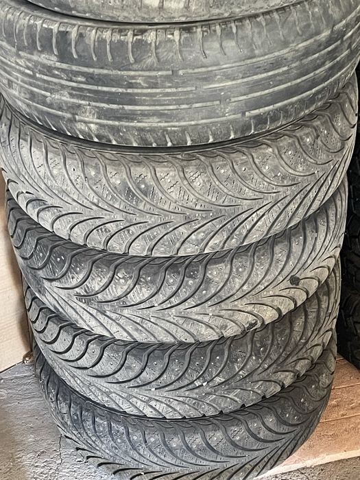 Продам 4 зимних шин