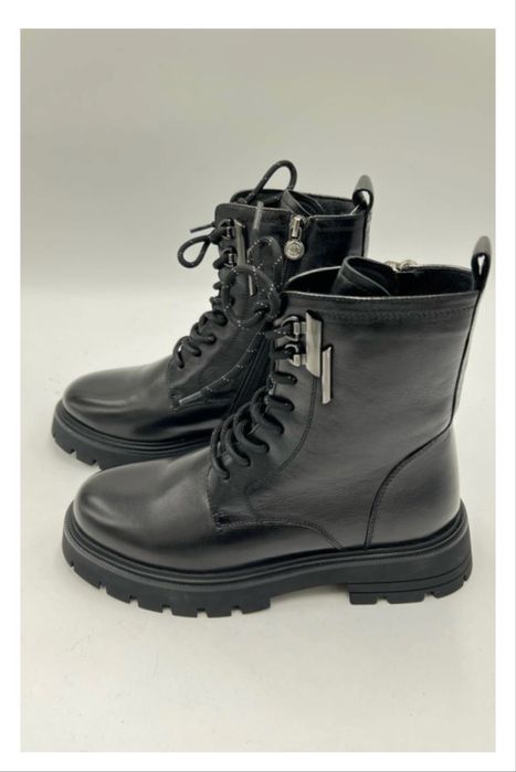 Ботинки (Anemone) 39 размер