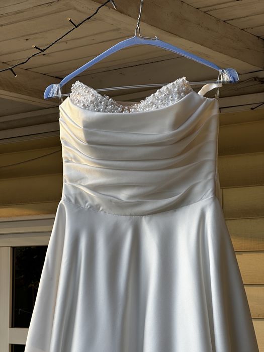 Rochie mireasa perle