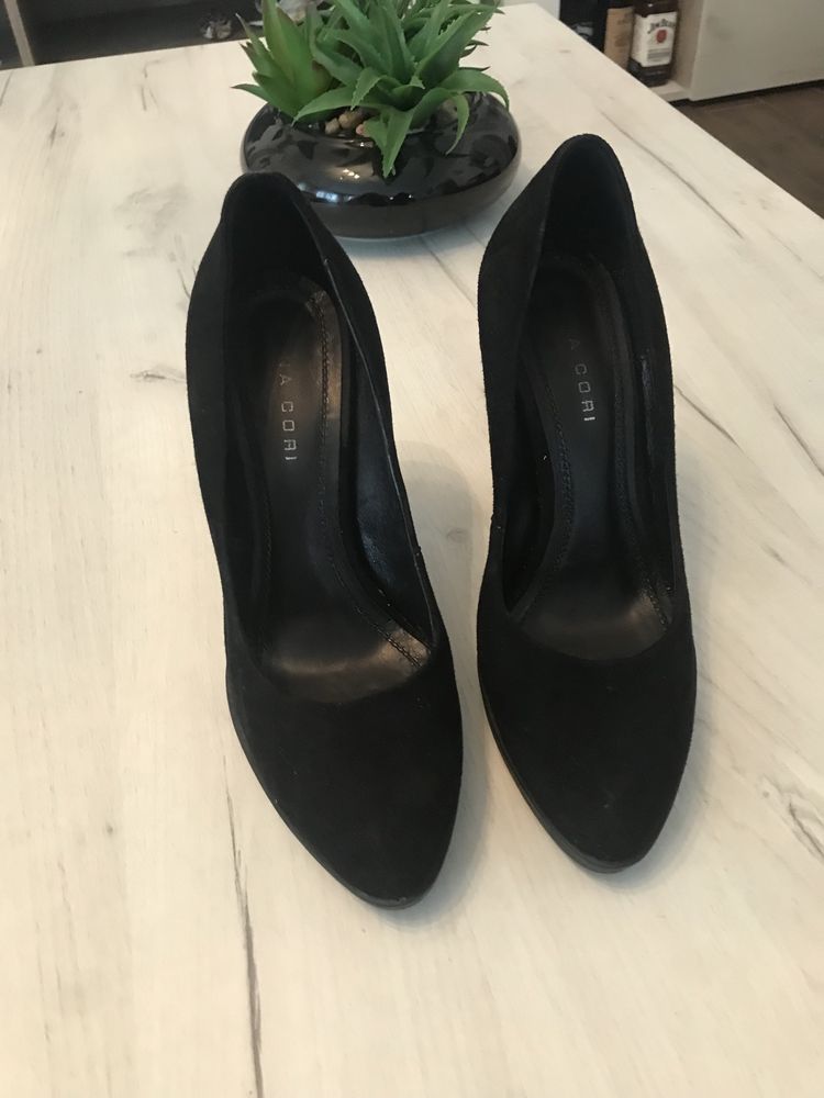 Pantofi piele naturala,marimea 38