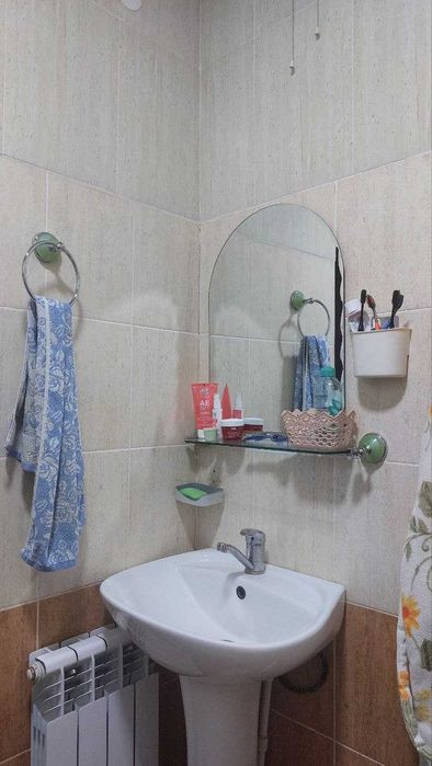 Сотилади. Ўзимни уйим. Сергилида.