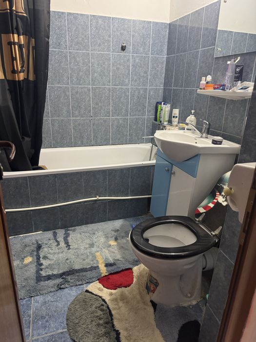 Vand apartament 2 camere