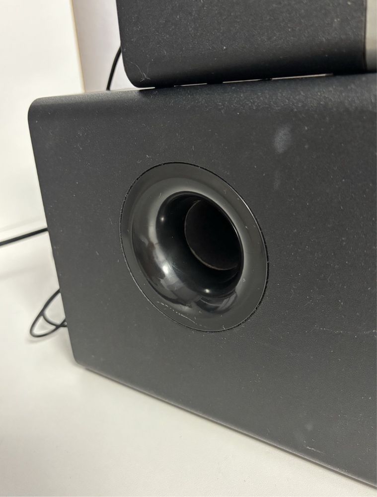 Колонки с сабвуфером Microlab M600 2.1
