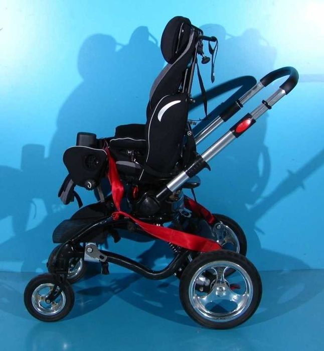 Carucior pentru copii cu dizabilitati R82 Stingray