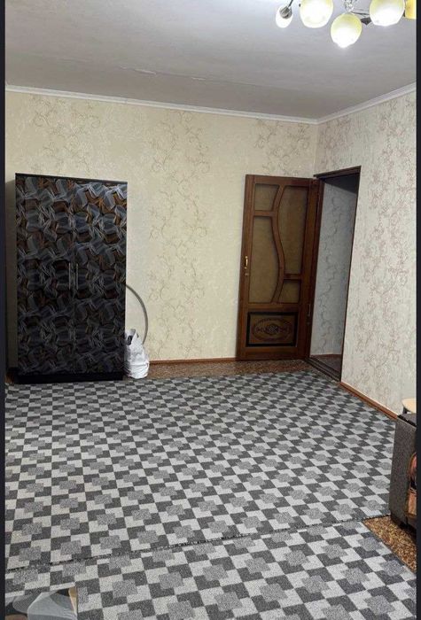 2 хоналик квартира 4 этаж  семург, гуливер